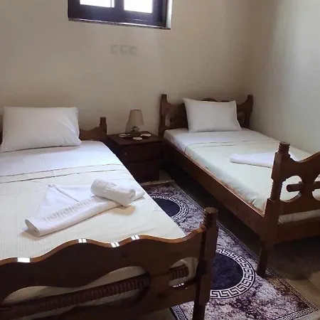 Maribel Guesthouse Mina Exterior photo